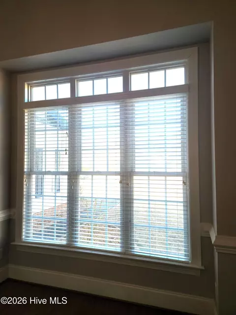 Dining - 116 Westerly Rd, New Bern, NC 28560 photo 2 of 2