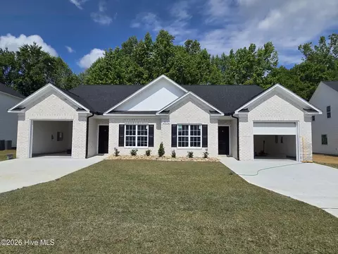 2012 Dartford Dr #B, Greenville, NC 27834