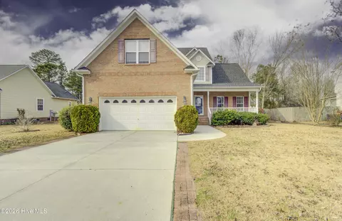 232 Newport Dr, Jacksonville, NC 28540