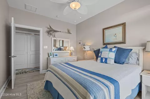 102 E Summer Pl, Emerald Isle, NC 28594 photo 40