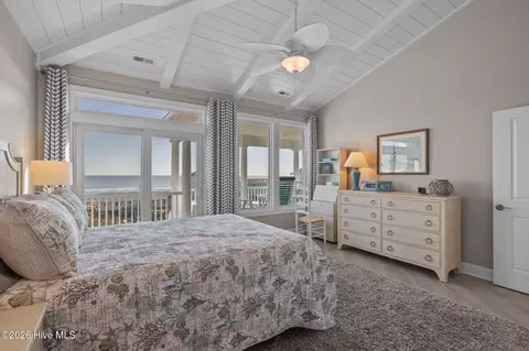102 E Summer Pl, Emerald Isle, NC 28594 photo 25