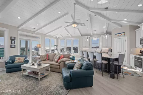 102 E Summer Pl, Emerald Isle, NC 28594 photo 13