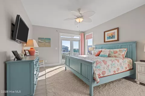 102 E Summer Pl, Emerald Isle, NC 28594 photo 35