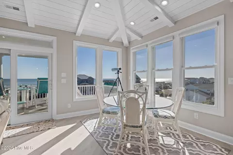 102 E Summer Pl, Emerald Isle, NC 28594 photo 18