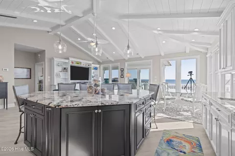 102 E Summer Pl, Emerald Isle, NC 28594 photo 16