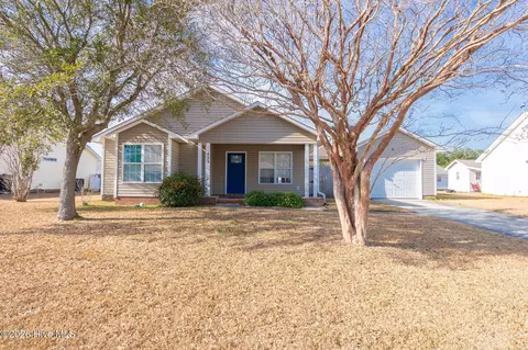 433 Meeting St, Beaufort, NC 28516