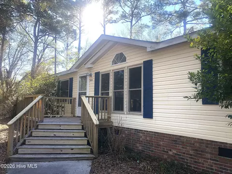 7824 Niffer Ln, Wilmington, NC 28412