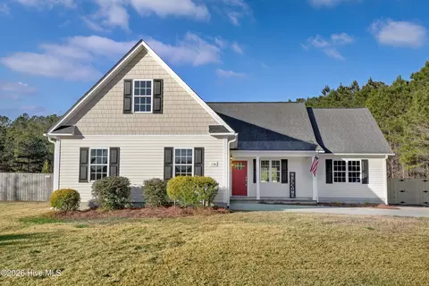 116 Palo Alto Park Dr, Maysville, NC 28555