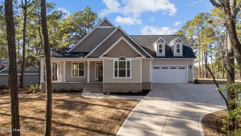 343 Thimbleberry Dr, Vass, NC 28394