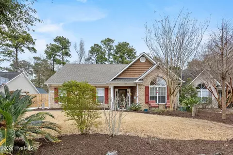 8836 Plantation Landing Dr, Wilmington, NC 28411