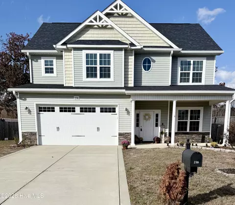 216 Weston Woods St, Raeford, NC 28376