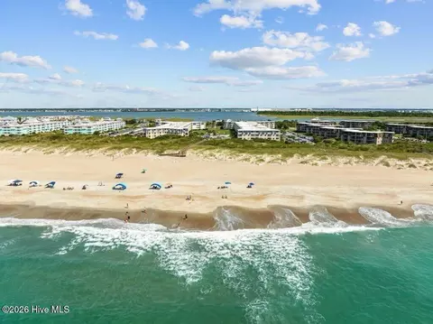 1904 E Fort Macon Rd #335, Atlantic Beach, NC 28512