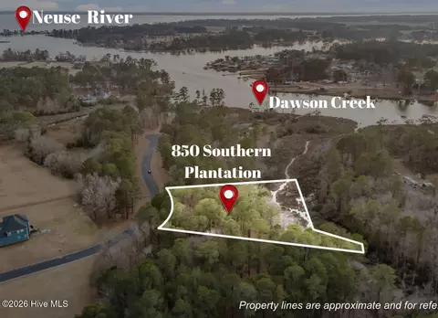 850 Southern Plantation Dr N, Oriental, NC 28571