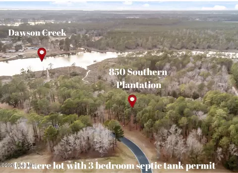 850 Southern Plantation Dr N, Oriental, NC 28571