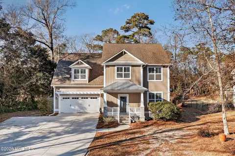 Exterior - 1727 Sloop Point Loop Rd, Hampstead, NC 28443 photo 9 of 9