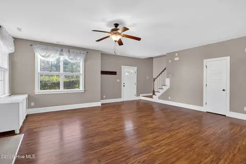 Living - 1727 Sloop Point Loop Rd, Hampstead, NC 28443 photo 3 of 5