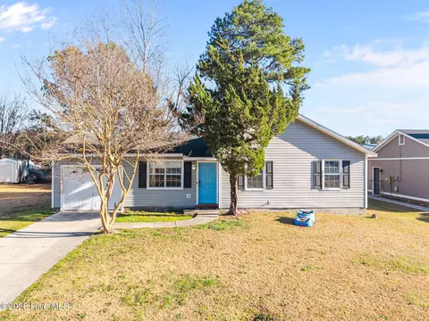 103 Milestone Ct, Jacksonville, NC 28546