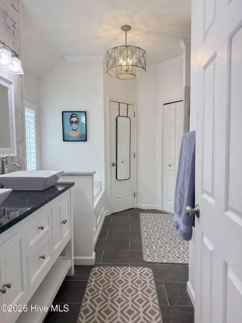 Bath - 329 Long Leaf Dr, Hampstead, NC 28443 photo 1 of 16