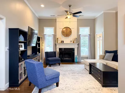 Living - 329 Long Leaf Dr, Hampstead, NC 28443 photo 1 of 6
