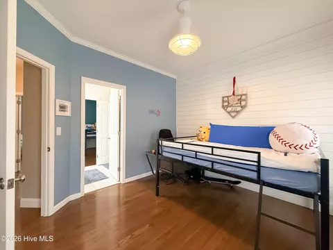 Bedroom - 329 Long Leaf Dr, Hampstead, NC 28443 photo 5 of 8