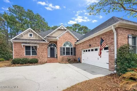 329 Long Leaf Dr, Hampstead, NC 28443