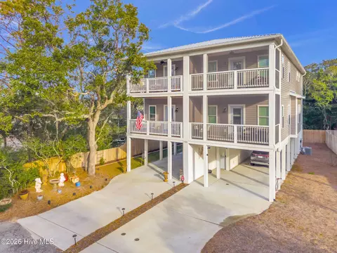 709 S 4th Extension Ave UNIT A, Kure Beach, NC 28449