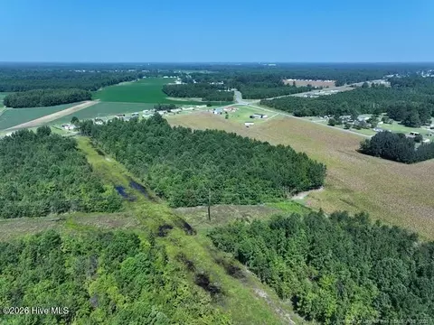 1 Alamac Rd # C, Lumberton, NC 28358