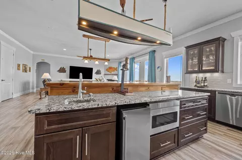 Kitchen - 1044 Mallard Bay Rd, Hampstead, NC 28443 photo 5 of 7