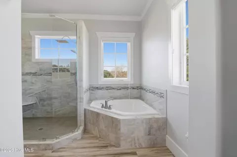 Bath - 1044 Mallard Bay Rd, Hampstead, NC 28443 photo 3 of 5