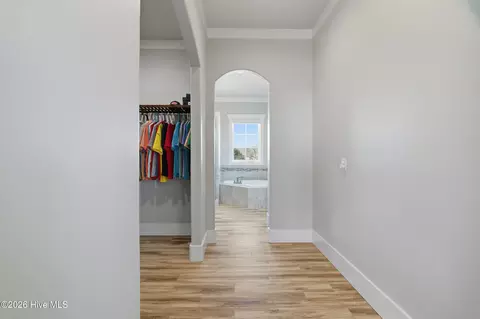 Entry Way - 1044 Mallard Bay Rd, Hampstead, NC 28443 photo 3 of 6