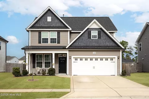 2858 Longleaf Pine Cir, Leland, NC 28451