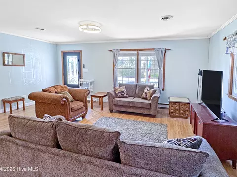 Living - 279 Clark Rd, Bath, NC 27808 photo 2 of 2