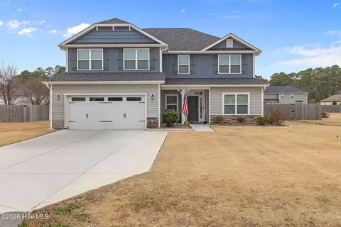 105 Glasgow Ln, La Grange, NC 28551