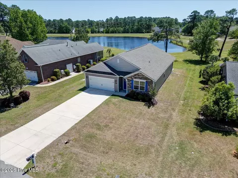 2021 Caracara Dr, New Bern, NC 28560