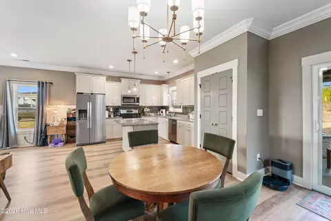 Dining - 428 Elgin Rd, Hubert, NC 28539 photo 3 of 4