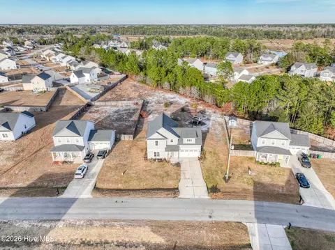 View/Area - 428 Elgin Rd, Hubert, NC 28539 photo 1 of 9