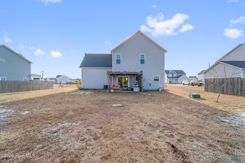 Exterior - 428 Elgin Rd, Hubert, NC 28539 photo 3 of 15