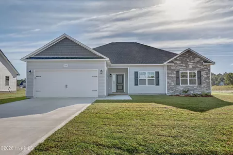 501 Tillington Ct, Jacksonville, NC 28540