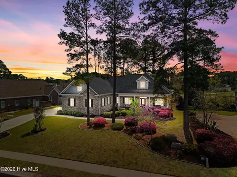 9283 Oldfield Rd NW, Calabash, NC 28467