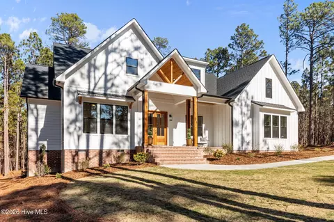 Exterior - 315 Longleaf Dr, West End, NC 27376 photo 3 of 12