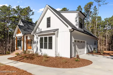Exterior - 315 Longleaf Dr, West End, NC 27376 photo 5 of 12