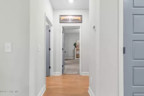 Entry Way - 46 E Cloverfield Ln, Hampstead, NC 28443 photo 3 of 3