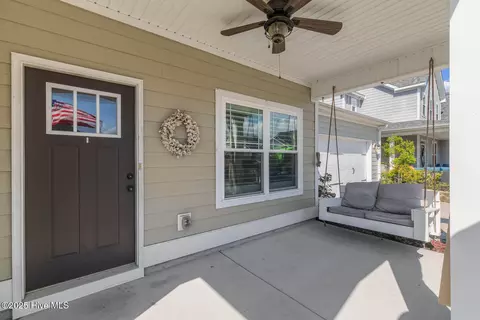 Exterior - 46 E Cloverfield Ln, Hampstead, NC 28443 photo 3 of 13