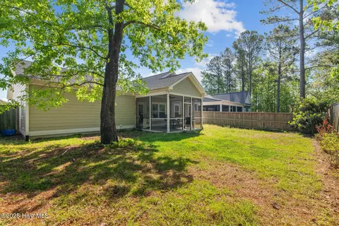 Exterior - 46 E Cloverfield Ln, Hampstead, NC 28443 photo 8 of 13