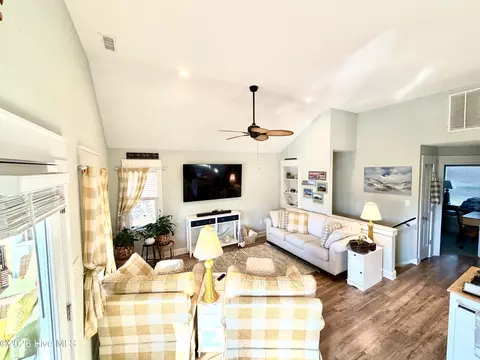 Living - 904 Colington Dr, Kill Devil Hills, NC 27948 photo 2 of 3