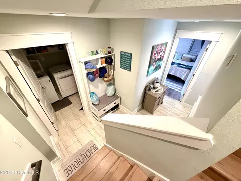 Entry Way - 904 Colington Dr, Kill Devil Hills, NC 27948 photo 2 of 2