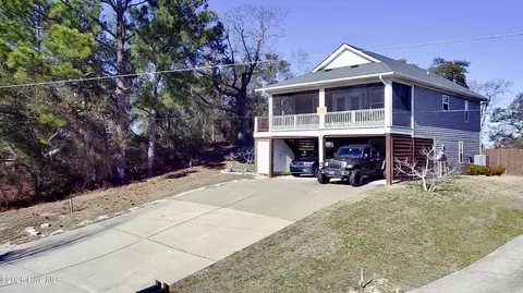 Exterior - 904 Colington Dr, Kill Devil Hills, NC 27948 photo 7 of 12