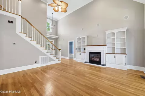 Living - 421 Cypress Landing Trl, Chocowinity, NC 27817 photo 4 of 5