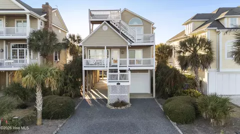 39 Lee St, Ocean Isle Beach, NC 28469