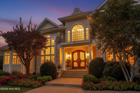 119 Saint Mellions Dr, Pinehurst, NC 28374